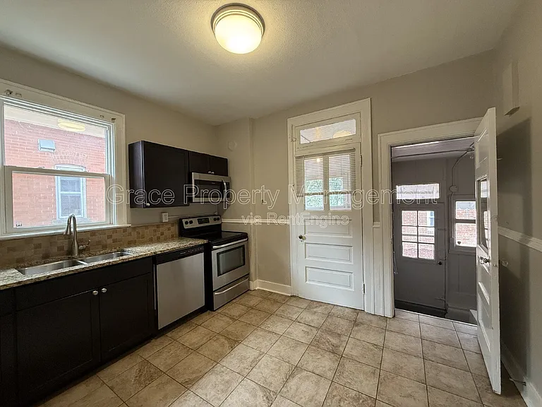 451 S Sherman St — Photo 13