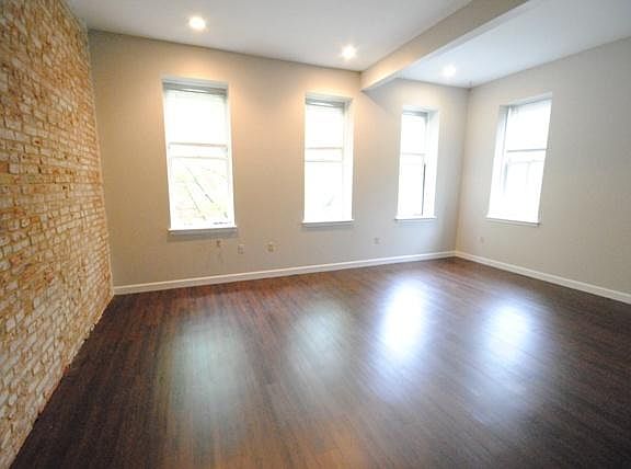 3rd image of 2300 S 10th St APT C