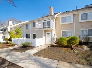 6 Arrowwood Ln, Monmouth Junction, NJ 08852