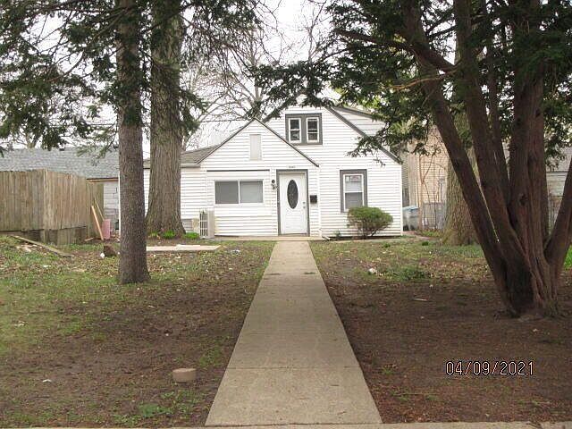 1st image of 6962 West Medford AVENUE