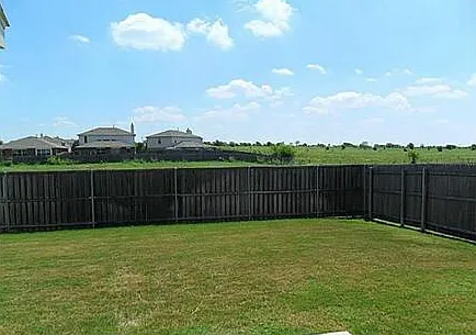 1513 Kingfisher Dr — Photo 4