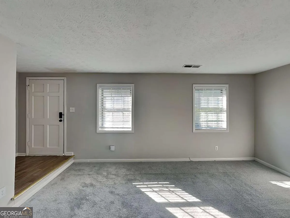1150 Rankin St #3H photo 1