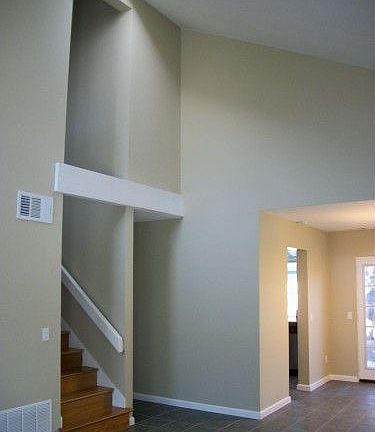 4th image of 7298 Jacmar Ave