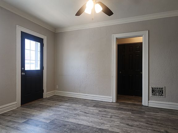 2nd image of 1007 Art Hill Pl APT 1S