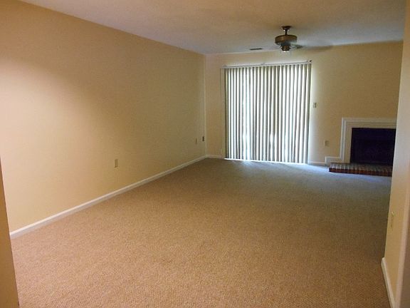 3rd image of 5307 Amity Springs Dr