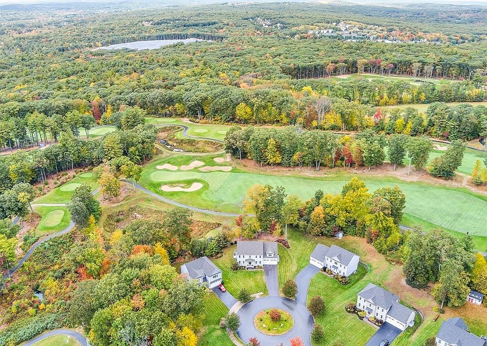 650 Shining Rock Dr, Northbridge, MA 01534 Zillow