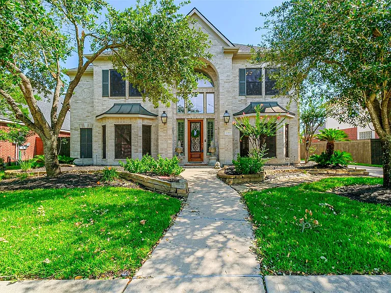 12411 Santiago Cove Ln — Photo 1