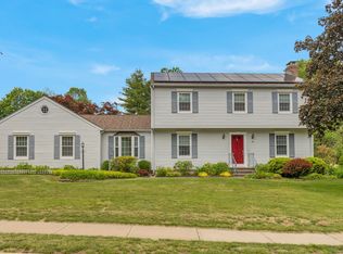 36 Holly Ln, Middletown, CT 06457