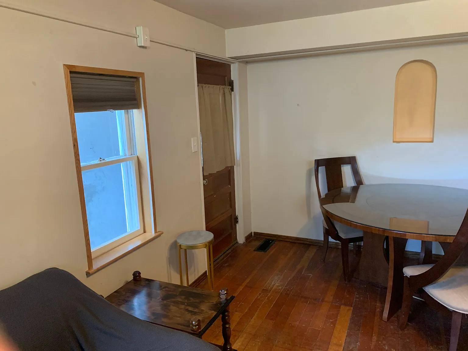 1 bed, 550 sqft, $850 — Photo 2