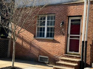 138 Ellsworth St, Philadelphia, PA 19147