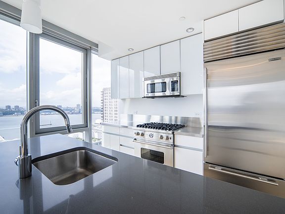 5th image of 554 54th St #27B