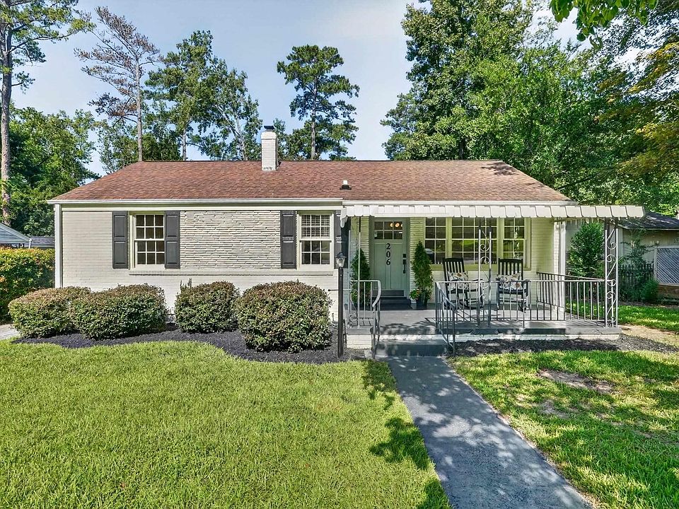 1st image of 206 Vallejo Cir
