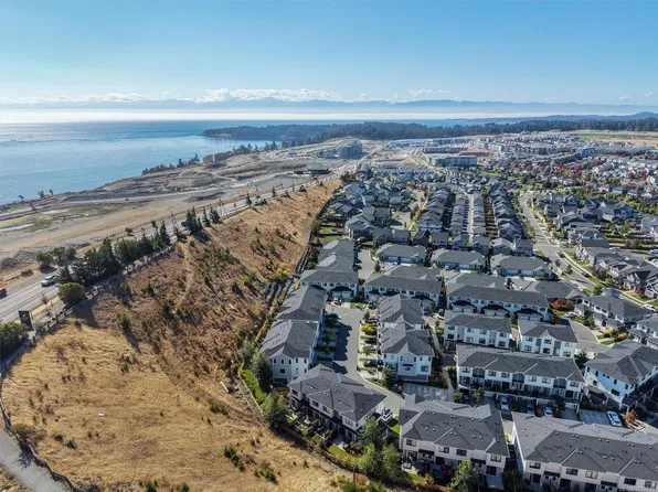 255 Caspian Dr #38, Colwood, BC V9C 0P9
