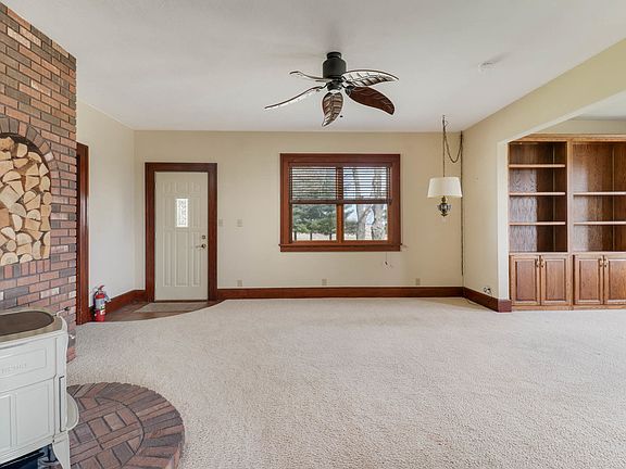 3rd image of 29679 Lagoon Rd