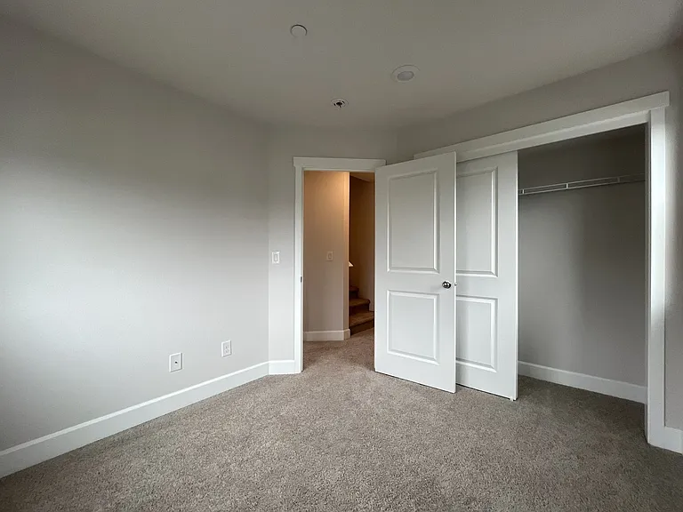 12949 SW Meadbrook Ln — Photo 37