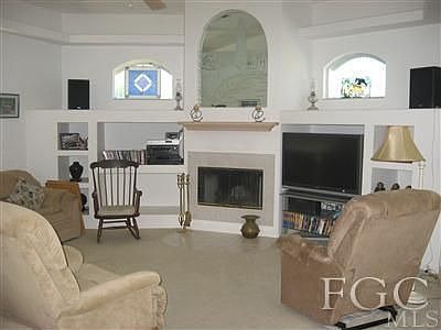 5th image of 4922 SW 27th Pl