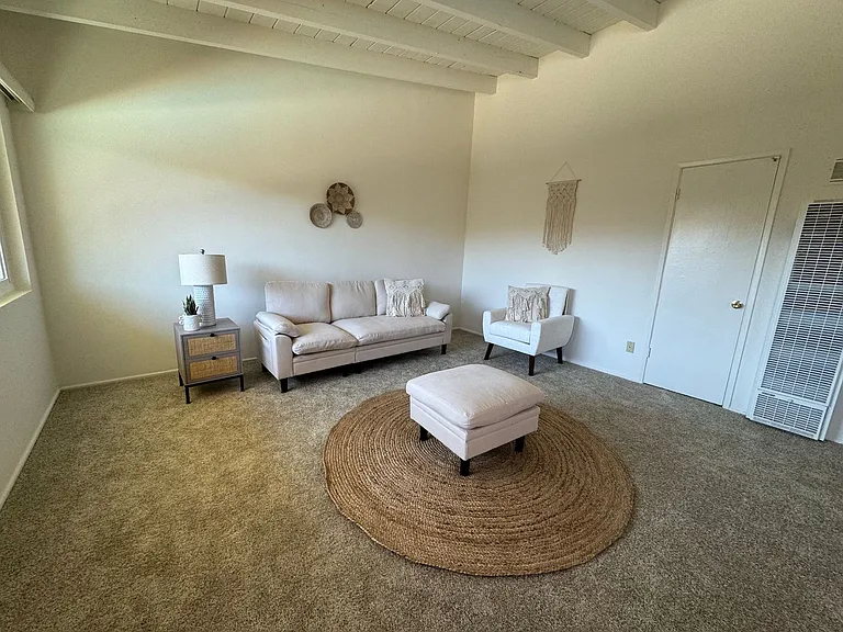 Desert Spa Apartments — Photo 24