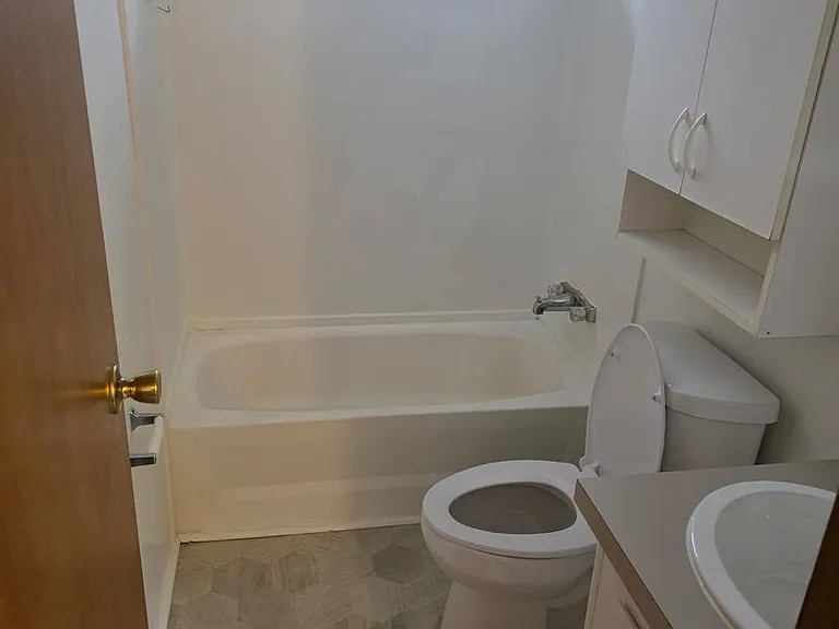 120 Juneau Way — Photo 12
