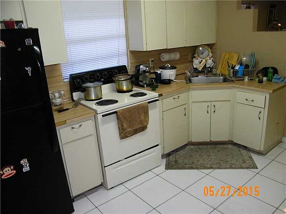 4th image of 16115 NW 47th Ave