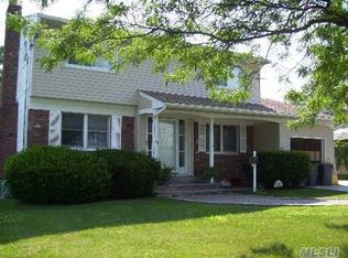 1363 Wantagh Ave, Wantagh, NY 11793