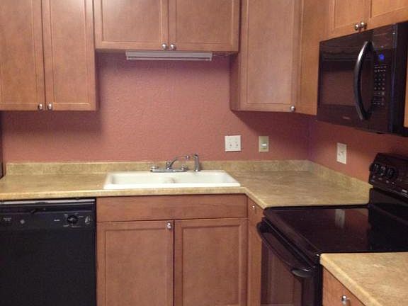 4th image of 2846 Yellow Pine Dr