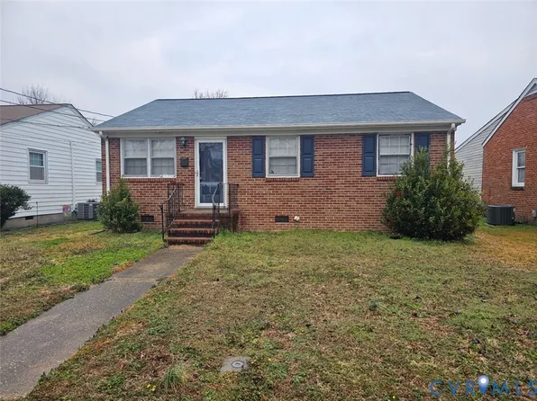 206 Fairfax Ave, Colonial Heights, VA 23834