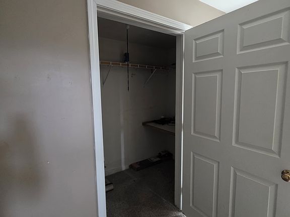 5th image of 79 Summer St #1