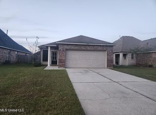 15052 Baylor Ave, Gulfport, MS 39503