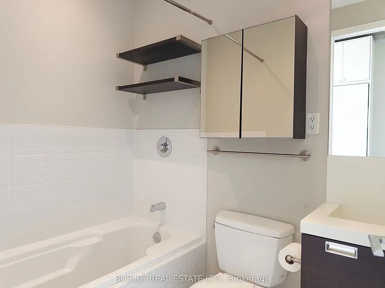 20 Stewart St #703 — Photo 31