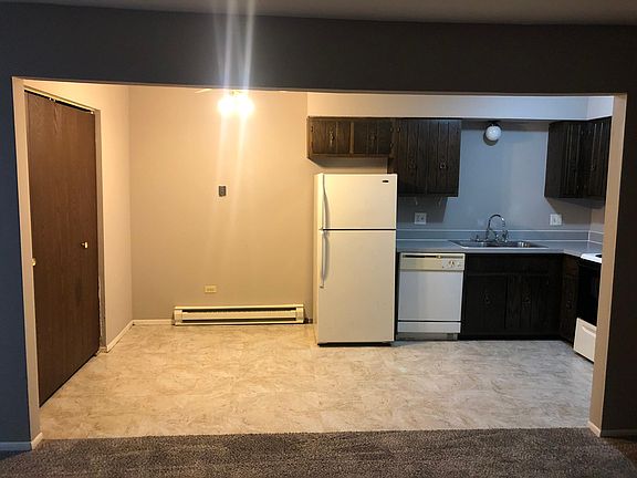 3rd image of 1195 Plum Creek Dr APT 4