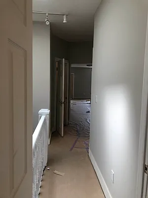 Rented by Leonidas Realty | media 26