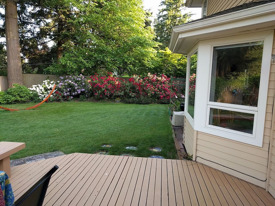 2nd image of 202 Lally St
