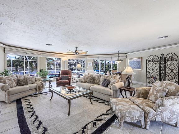 4th image of 1894 Woodbine Ct