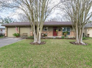 7046 Hendon Ln, Houston, TX 77074