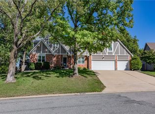 10843 King St, Overland Park, KS 66210