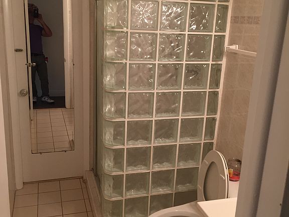 5th image of 801 NE 182nd St