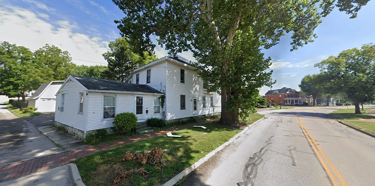 2 bed, 750 sqft, $1,400 — Photo 1