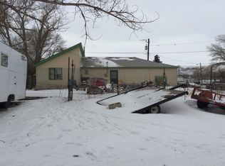 330 Elk Ct, Rawlins, WY 82301
