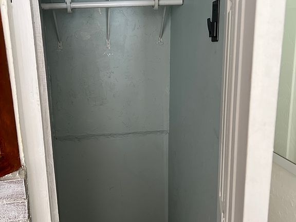 4th image of 1102 16th St W
