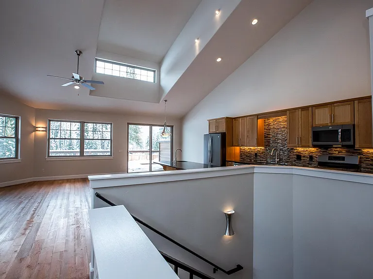 761 Aspen Grove St — Photo 10