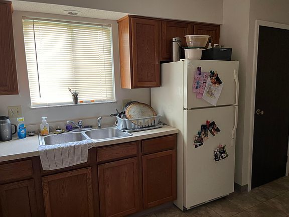 4th image of 8225 Goldsmith Dr