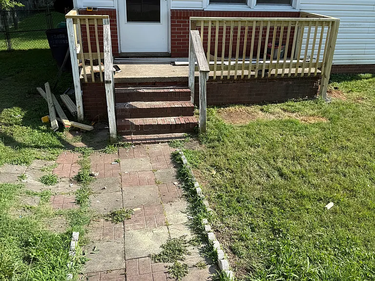 2408 Friends Ave — Photo 8