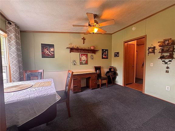 3rd image of 794 Lower Grimes Rd
