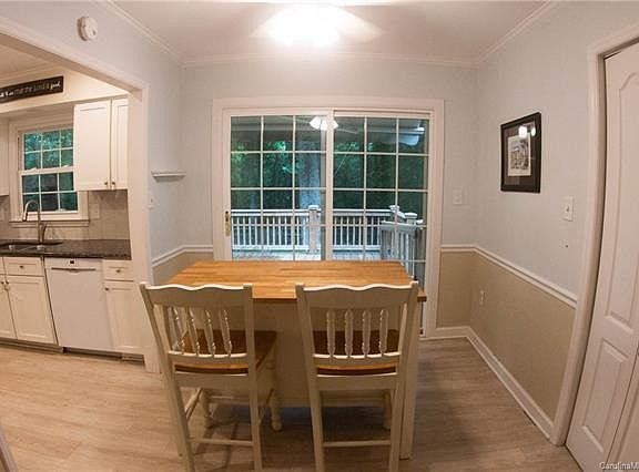 4th image of 8722 Gruenewald Ln