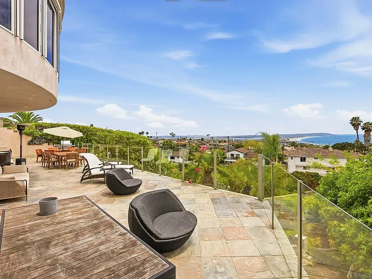 1011 Avenida Amantea — Photo 57
