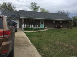 408 S Hall St, Whitefield, OK 74472