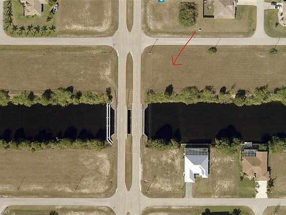 3rd image of 728 NW 20th St