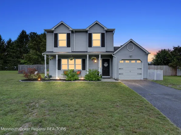 3 Albatross Drive, Howell, NJ 07731