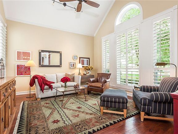 4th image of 6106 Turnberry Dr