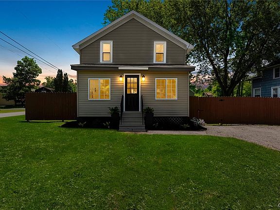 2nd image of 5444 Baldwin St